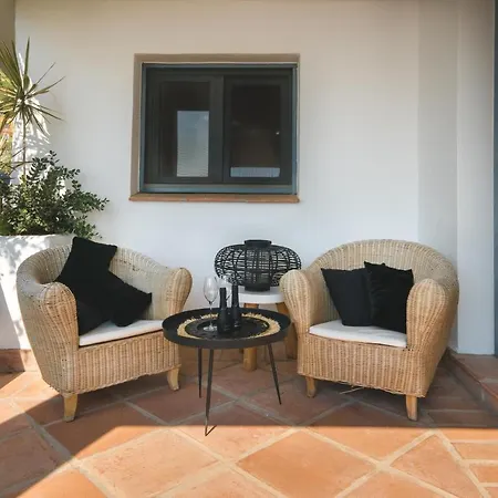 Konukevi Muse Marbella